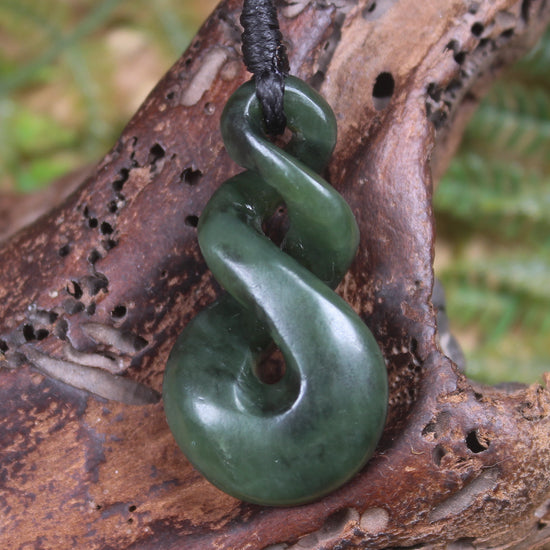Twist carved from Kawakawa Pounamu - NZ Greenstone