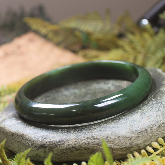 Bangle carved from Kawakawa Pounamu - NZ Greenstone