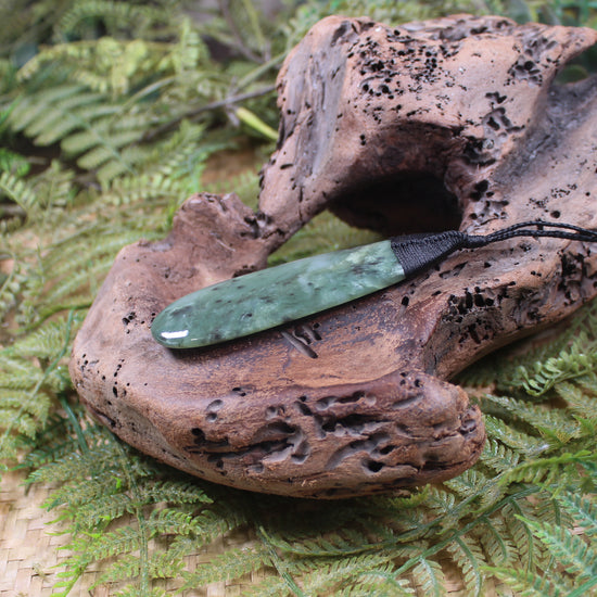 Roimata Teardrop carved from Hapopo Pounamu - NZ Greenstone