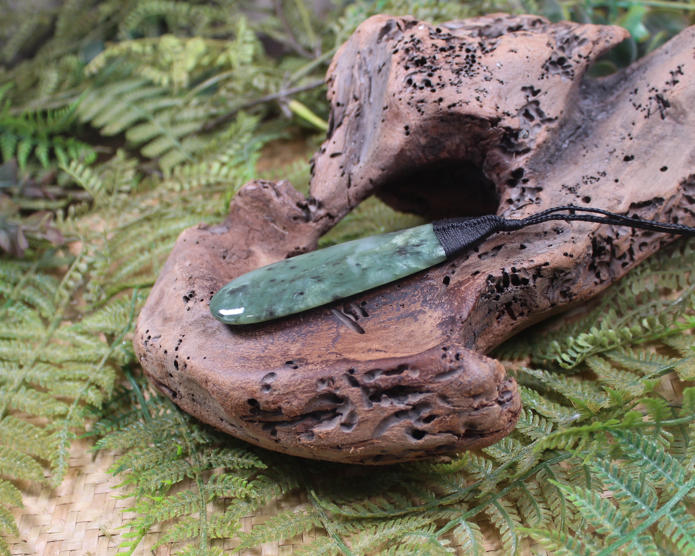 Roimata Teardrop carved from Hapopo Pounamu - NZ Greenstone