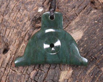 Dog Whistle carved from Kawakawa Pounamu - NZ Greenstone