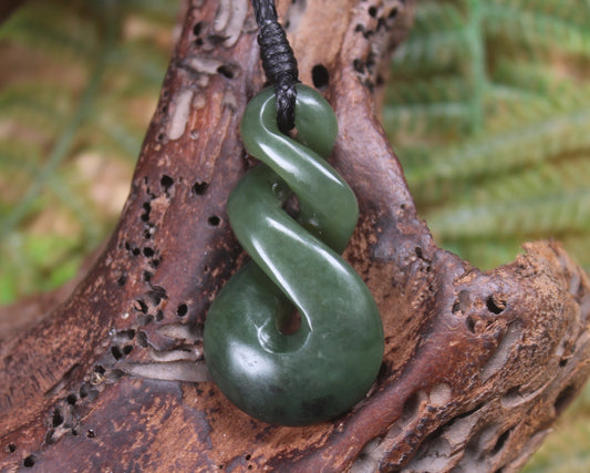 Twist carved from Kawakawa Pounamu - NZ Greenstone
