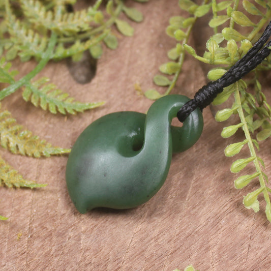 Twist or Pikorua carved from Hapopo Pounamu - NZ Greenstone