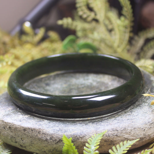Bangle carved from Kawakawa Pounamu - NZ Greenstone