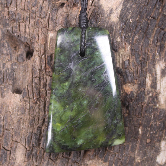 Toki or Adze carved from Douglas Creek - NZ Greenstone