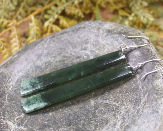 Roimata or Teardrop earrings carved from Kawakawa Pounamu - NZ Greenstone