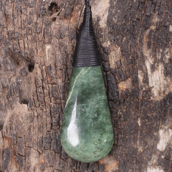 Kawakawa Pounamu Roimata Pendant - NZ Greenstone