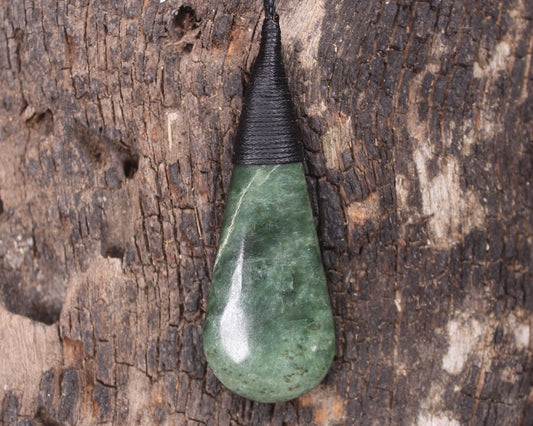 Kawakawa Pounamu Roimata Pendant - NZ Greenstone