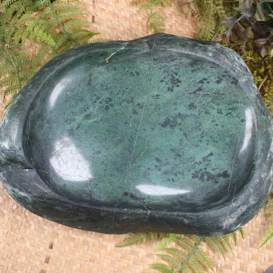 NZ Serpentine Bowl