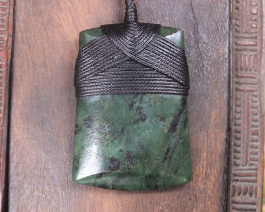 Rimu Pounamu Toki