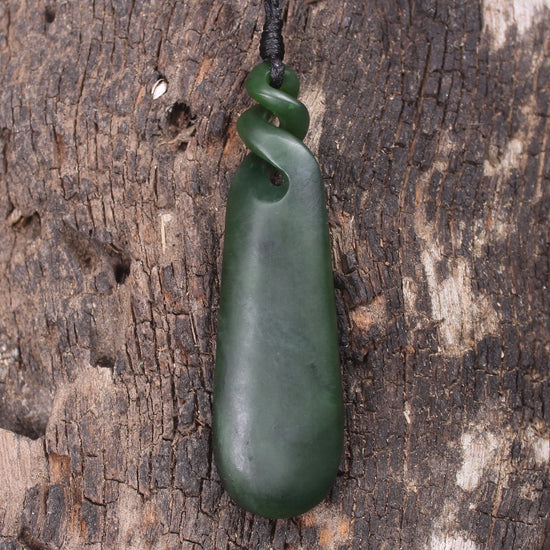Kawakawa Pounamu Roimata Pendant - NZ Greenstone