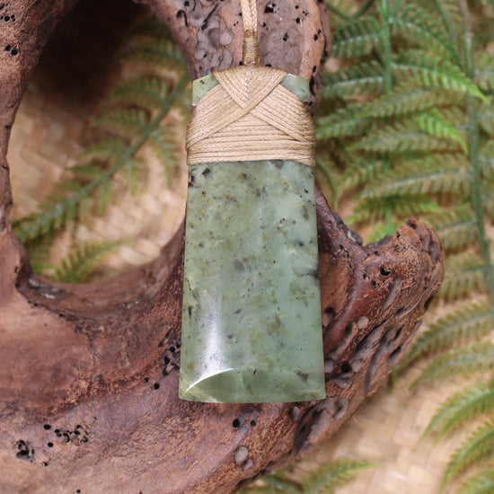 Hapopo Pounamu Toki