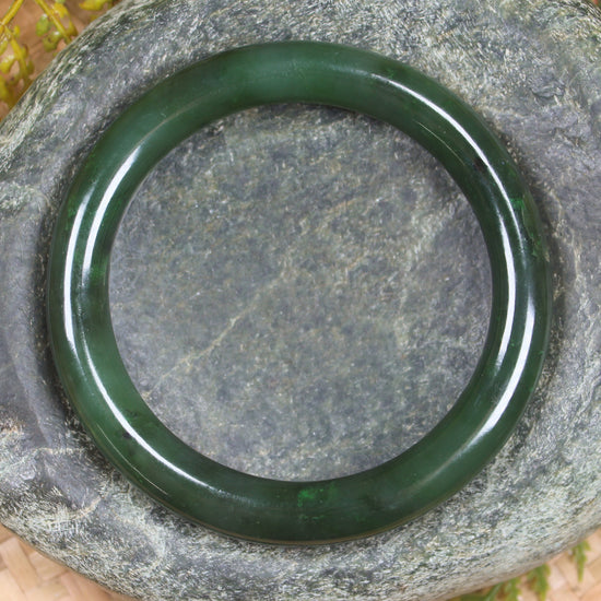 Bangle carved from Kawakawa Pounamu - NZ Greenstone