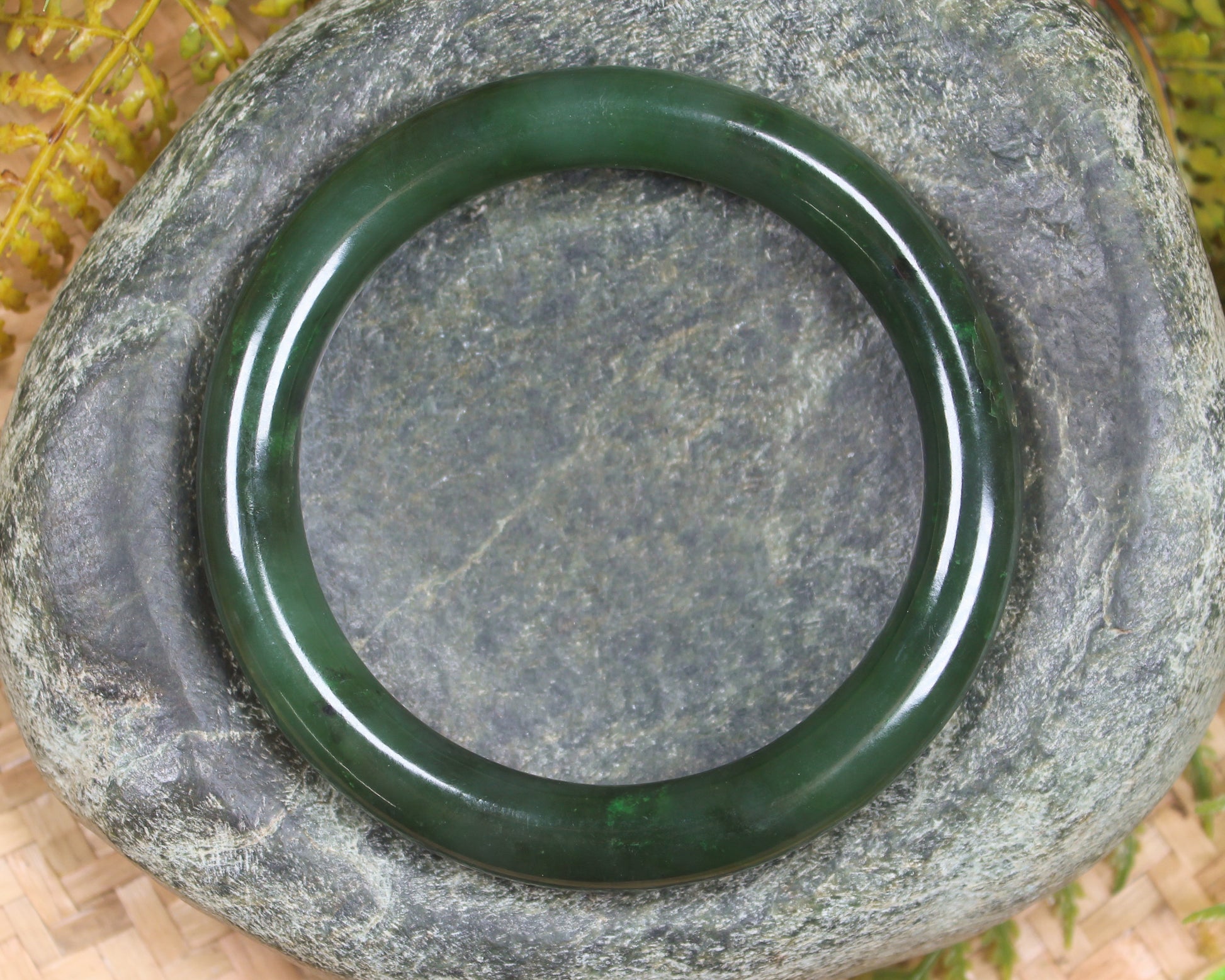 Bangle carved from Kawakawa Pounamu - NZ Greenstone
