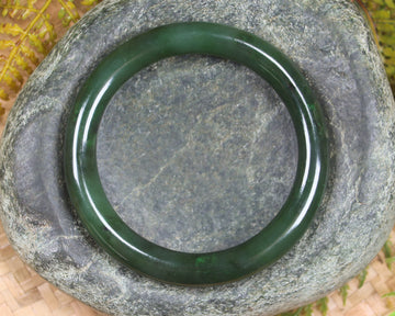 Bangle carved from Kawakawa Pounamu - NZ Greenstone