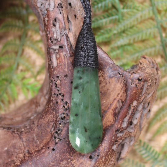 Roimata Teardrop carved from Hapopo Pounamu - NZ Greenstone