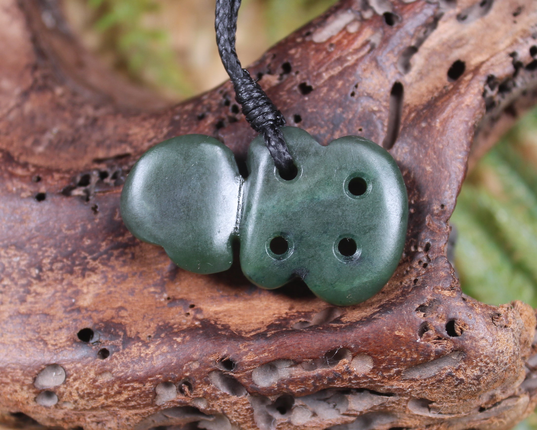 Hei Tiki carved from Kawakawa Pounamu - NZ Greenstone