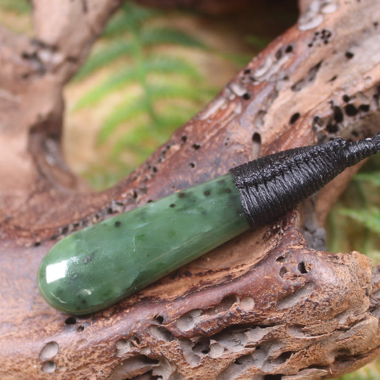 Roimata Teardrop carved from Hapopo Pounamu - NZ Greenstone