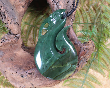 Manaia carved from Kawakawa Pounamu - NZ Greenstone