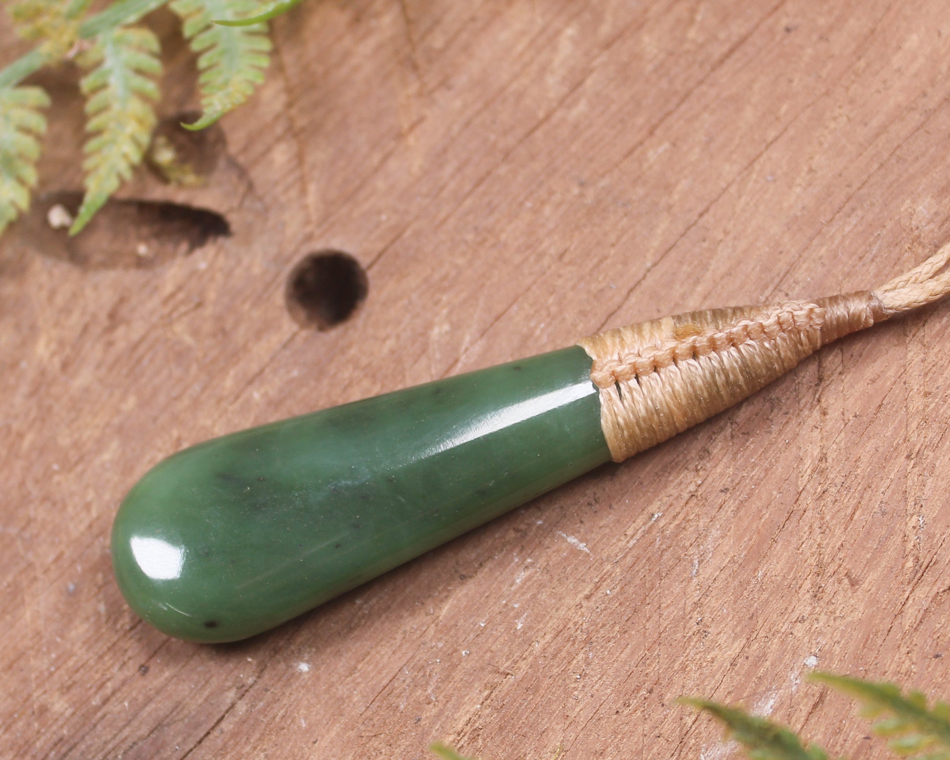 Roimata Teardrop carved from Hapopo Pounamu - NZ Greenstone