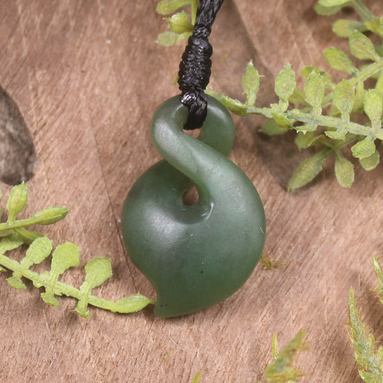 Twist or Pikorua carved from Hapopo Pounamu - NZ Greenstone