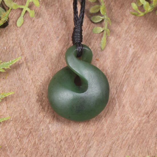 Twist or Pikorua carved from Hapopo Pounamu - NZ Greenstone