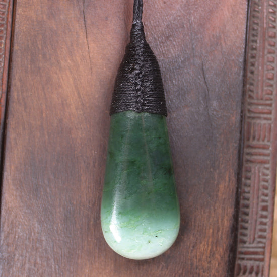 Kawakawa Pounamu Roimata Pendant - NZ Greenstone