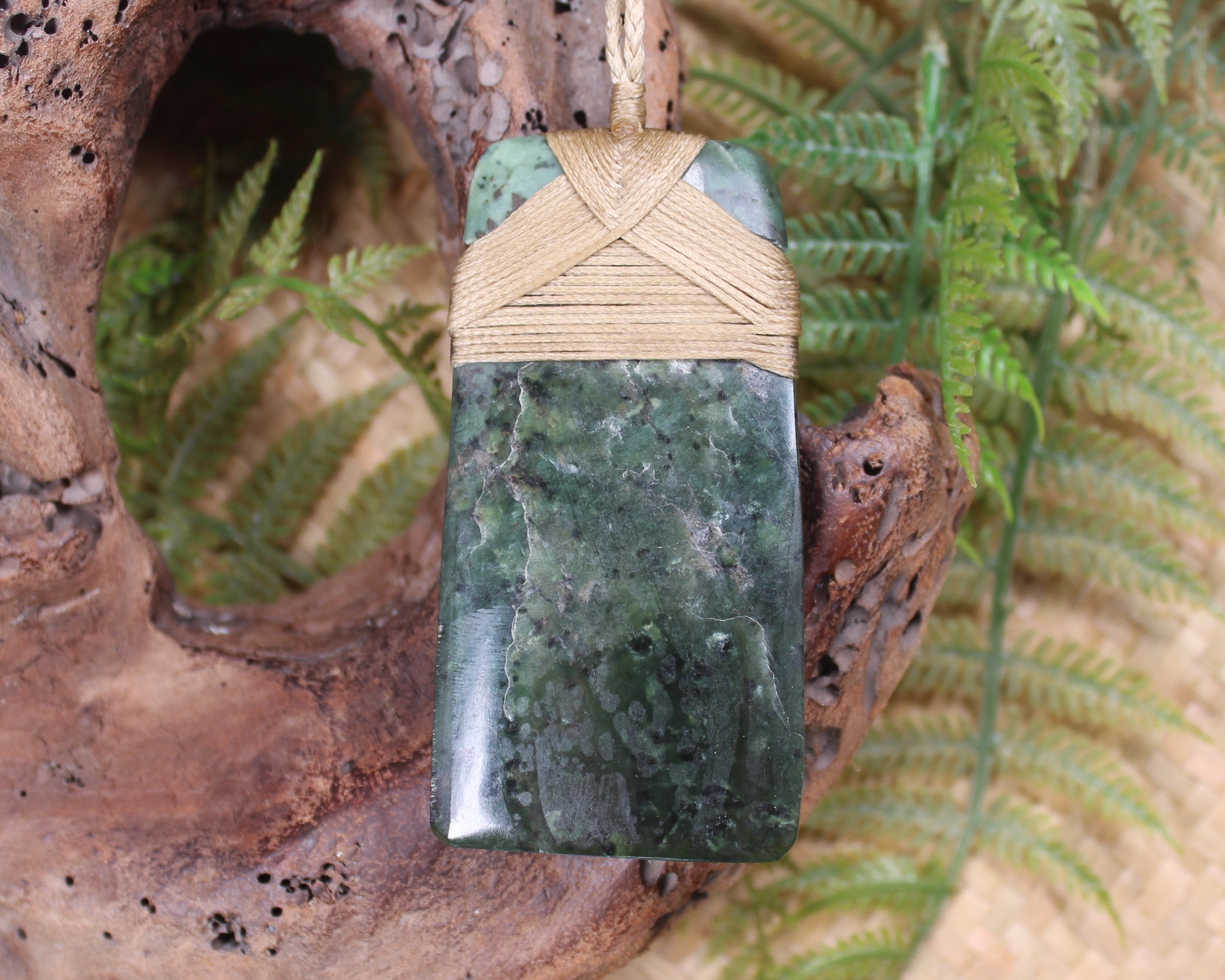 Rimu Pounamu Toki