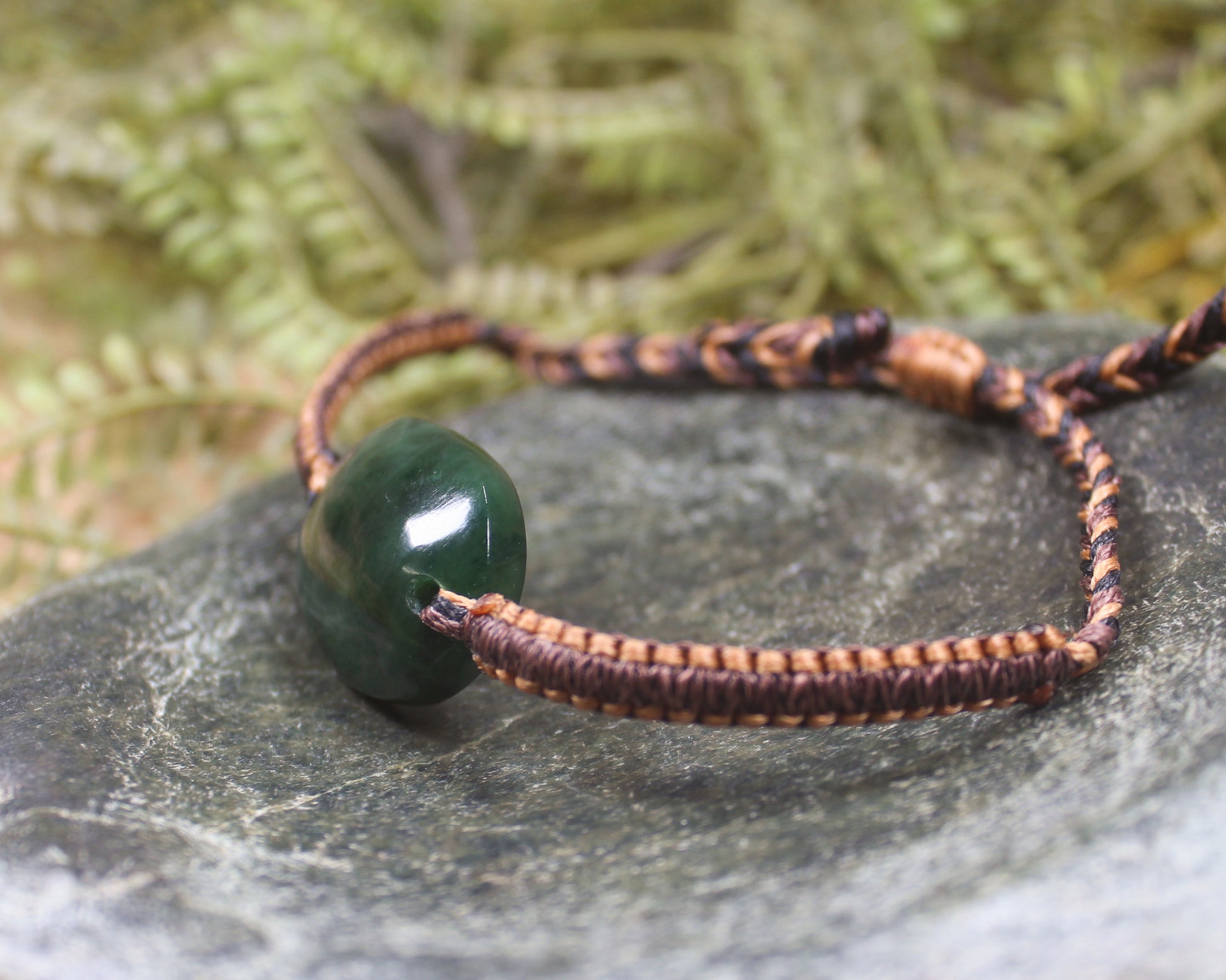 Kawakawa Pounamu cord bracelet