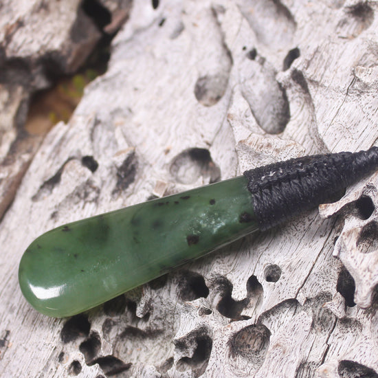 Roimata Teardrop carved from Hapopo Pounamu - NZ Greenstone