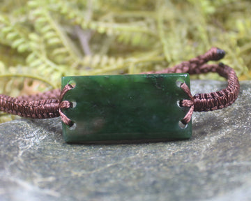 Kawakawa Pounamu cord bracelet