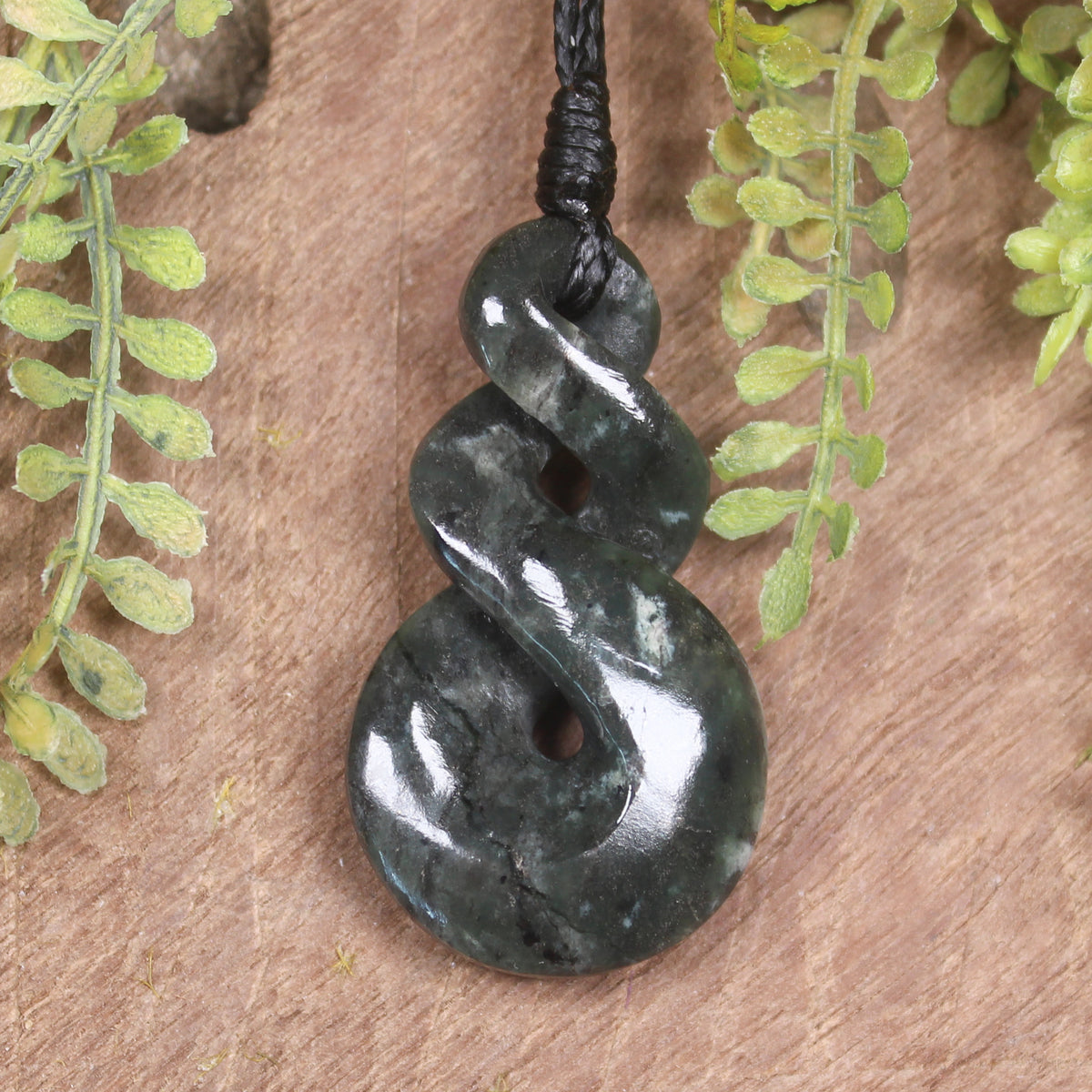Twist or Pikorua carved from Inanga  Pounamu - NZ Greenstone