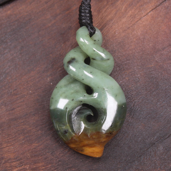 Flower Jade Koru Twist Pounamu - NZ Greenstone