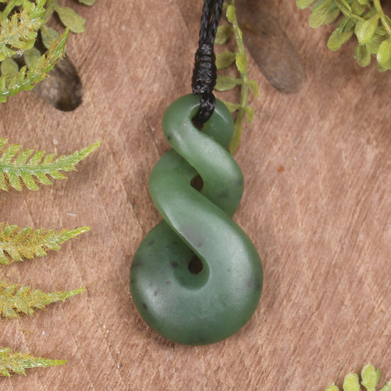 Twist or Pikorua carved from Hapopo Pounamu - NZ Greenstone