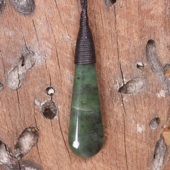 Roimata Teardrop carved from Hapopo Pounamu - NZ Greenstone