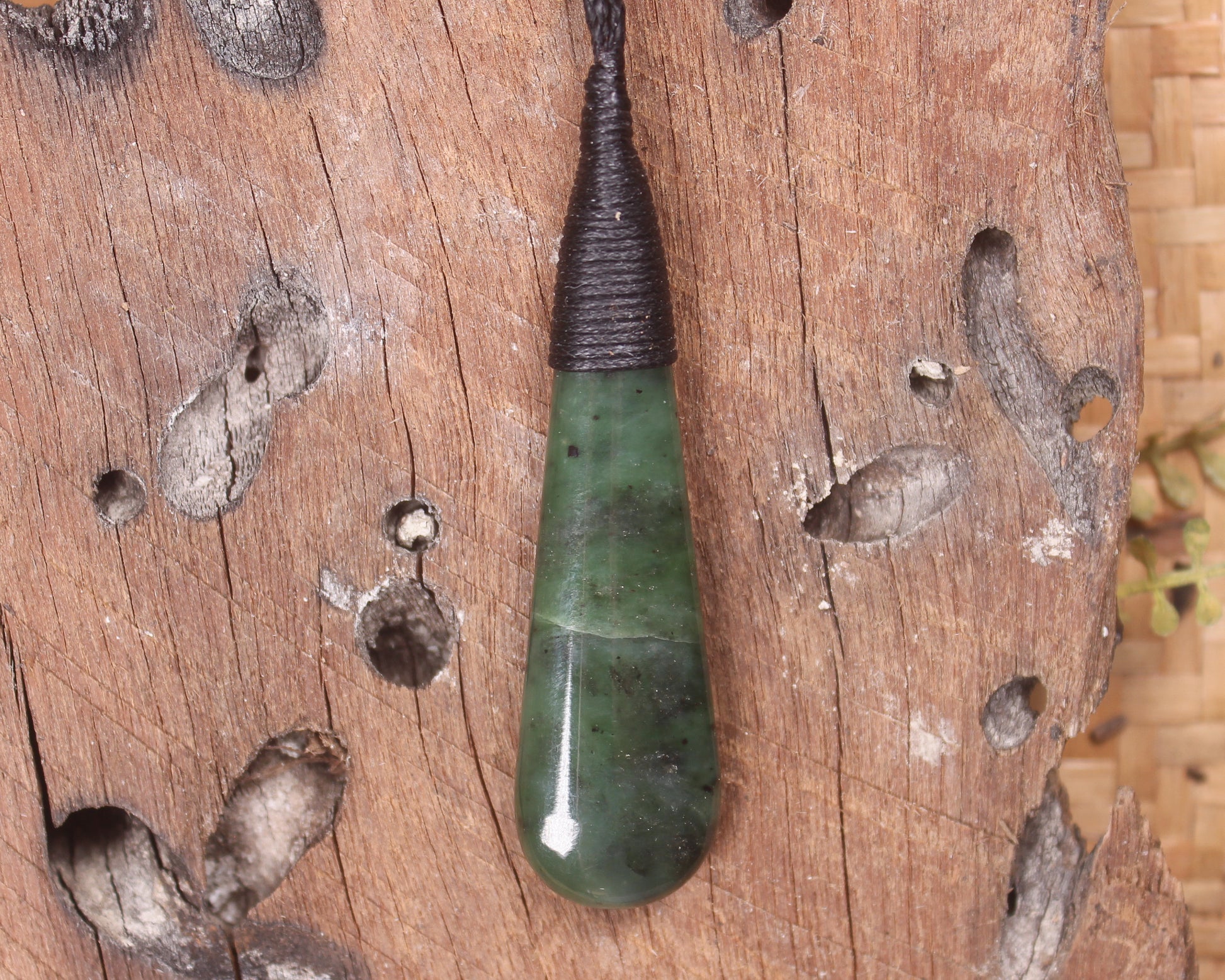 Roimata Teardrop carved from Hapopo Pounamu - NZ Greenstone