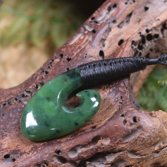 Hei Matau or Fish Hook carved from Kawakawa Pounamu - NZ Greenstone