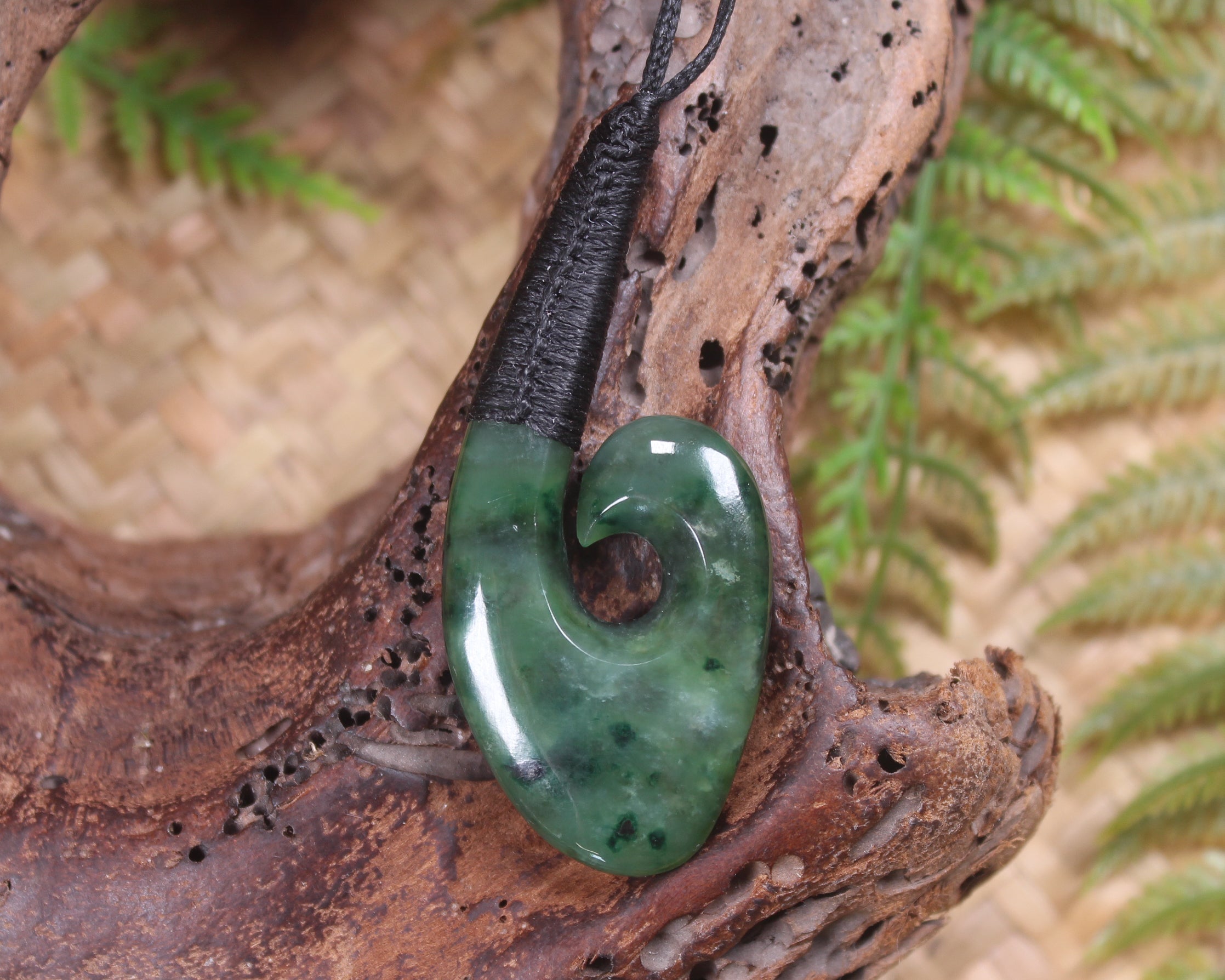 Hei Matau or Fish Hook carved from Kawakawa Pounamu - NZ Greenstone