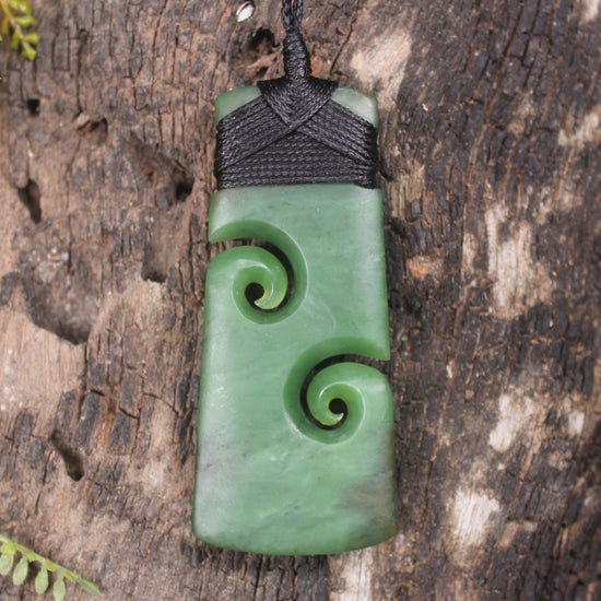 Toki or Adze with Koru carved from Hapopo Pounamu - NZ Greenstone