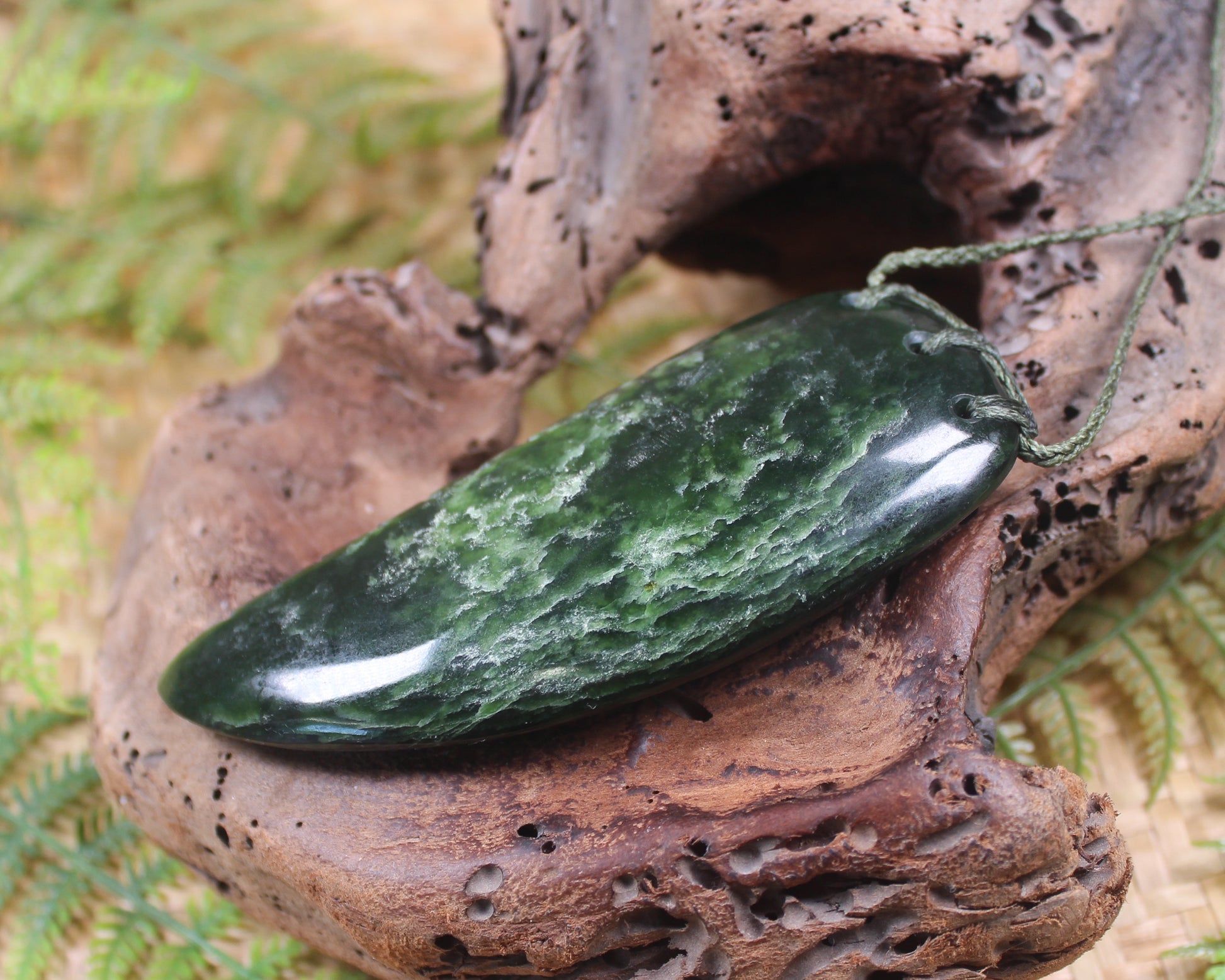 Taniwha Tooth or Niho carved from Kawakawa Pounamu - NZ Greenstone