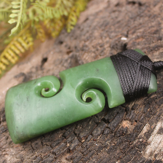 Toki or Adze with Koru carved from Hapopo Pounamu - NZ Greenstone