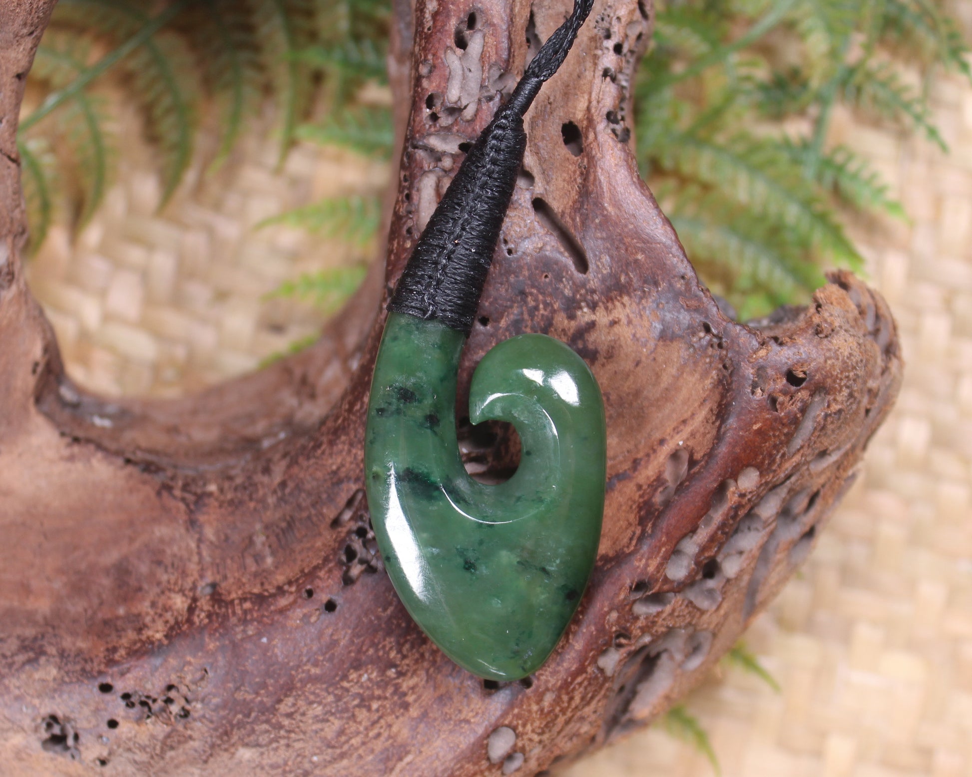 Hei Matau or Fish Hook carved from Kawakawa Pounamu - NZ Greenstone