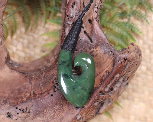Hei Matau or Fish Hook carved from Kawakawa Pounamu - NZ Greenstone