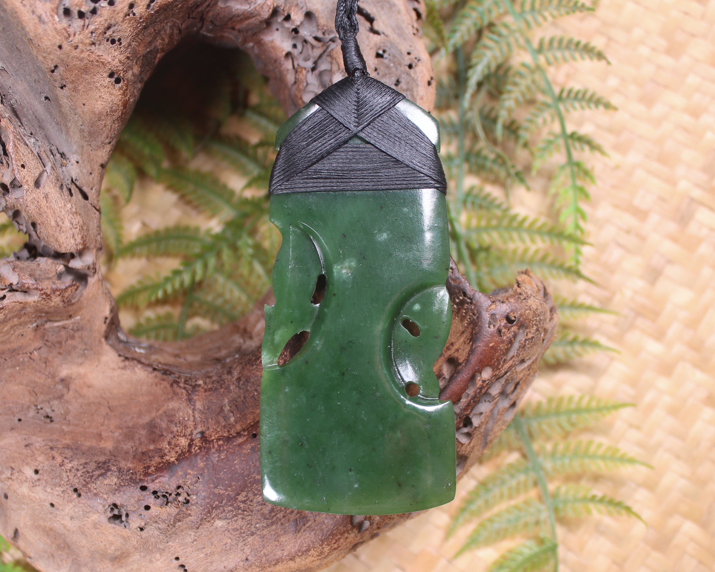 Manaia Toki or Adze Pendant carved from Kawakawa Pounamu - NZ Greenstone