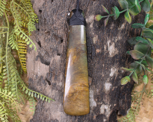 Toki pendant