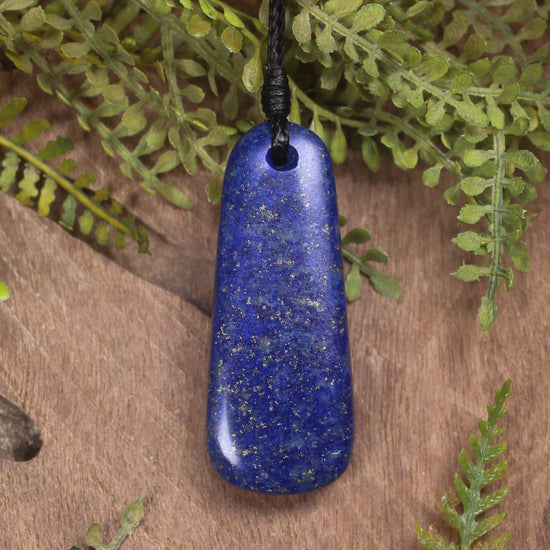 Lapis Lazuli Roimata pendant