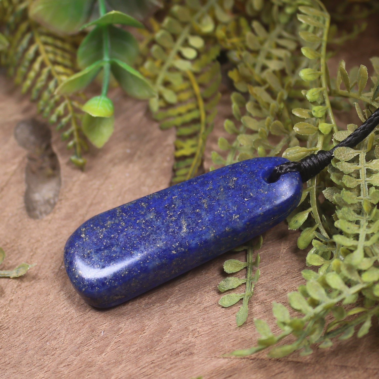 Lapis Lazuli Roimata pendant