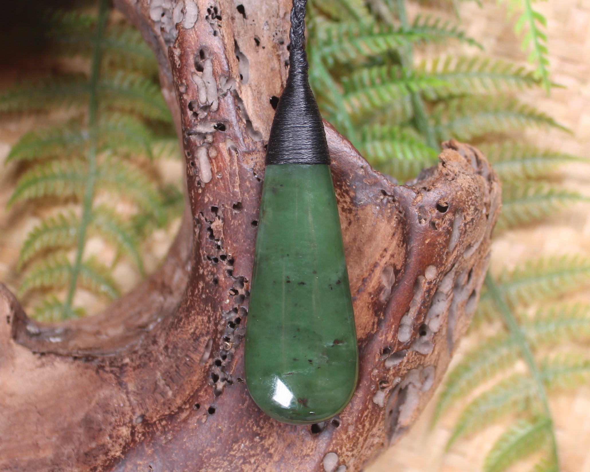 Roimata Teardrop carved from Hapopo Pounamu - NZ Greenstone