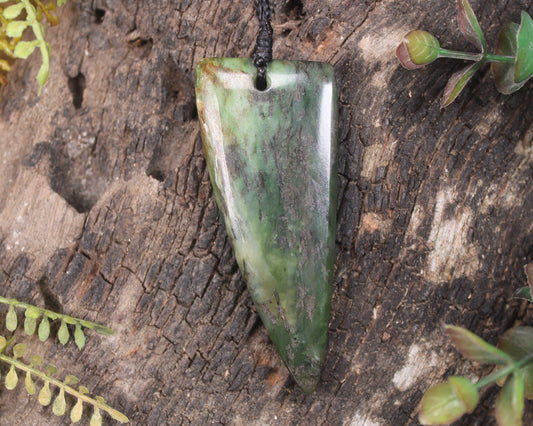 Taniwha Tooth or Niho carved from Rimu Pounamu - NZ Greenstone