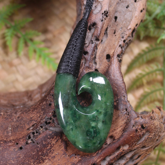 Hei Matau or Fish Hook carved from Kawakawa Pounamu - NZ Greenstone